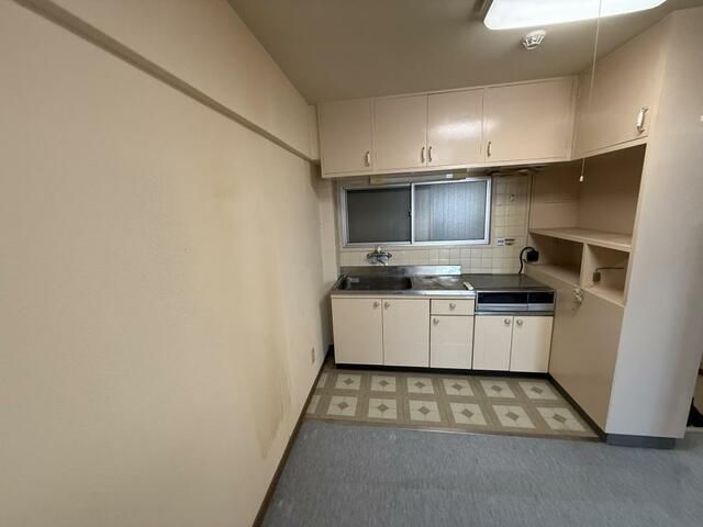 1LDK Apartment for Sale in Marugame, Kagawa - 39.64 sqm - Thumbnail 4