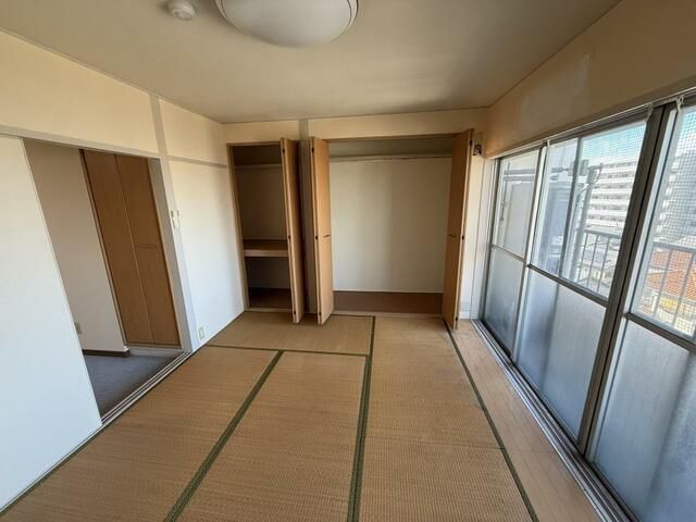 1LDK Apartment for Sale in Marugame, Kagawa - 39.64 sqm - Thumbnail 2