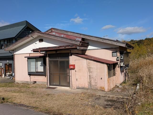 4DK Detached House for Sale in Shinanomachi, Nagano - Thumbnail 3