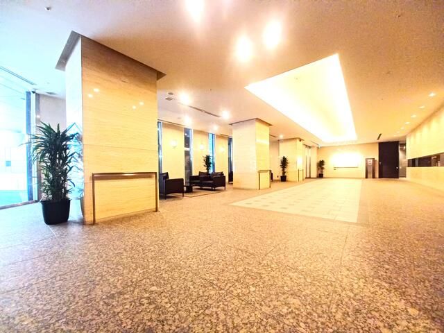 2LDK Apartment in Kachidoki View Tower, Tokyo - 46th Floor - Thumbnail 3
