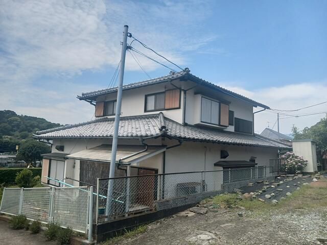 8DK House for Sale in Hadano, Kanagawa with Mt. Fuji View - Thumbnail 2