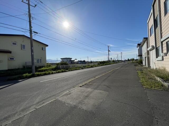 4LDK Detached House on Large Corner Lot in Sapporo Kita-ku - Thumbnail 2