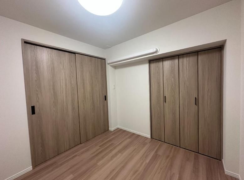 Renovated 2LDK Apartment in Osaka Joto Ward | 68.96 sqm - Thumbnail 4