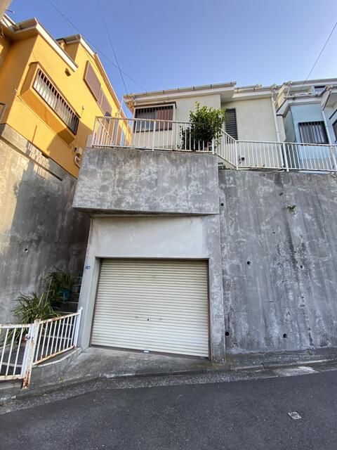 4LDK Detached House for Sale in Suginami, Yokohama - Thumbnail 2