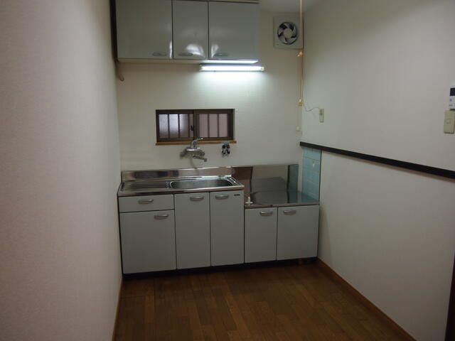 3DK Terrace House for Rent in Neyagawa, Osaka - 43,000 Yen - Thumbnail 4
