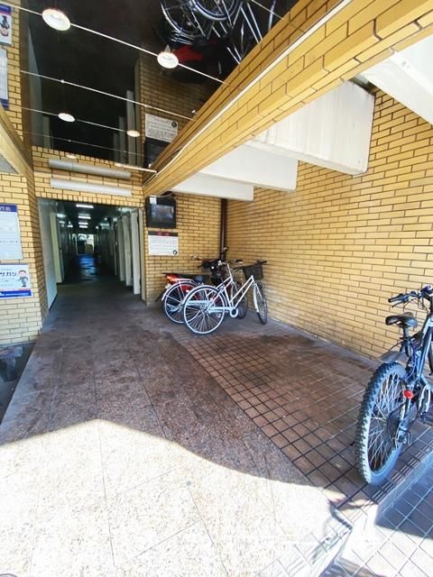 Tokushima City Center 1R Apartment for Sale - 20.81% Yield - Thumbnail 3