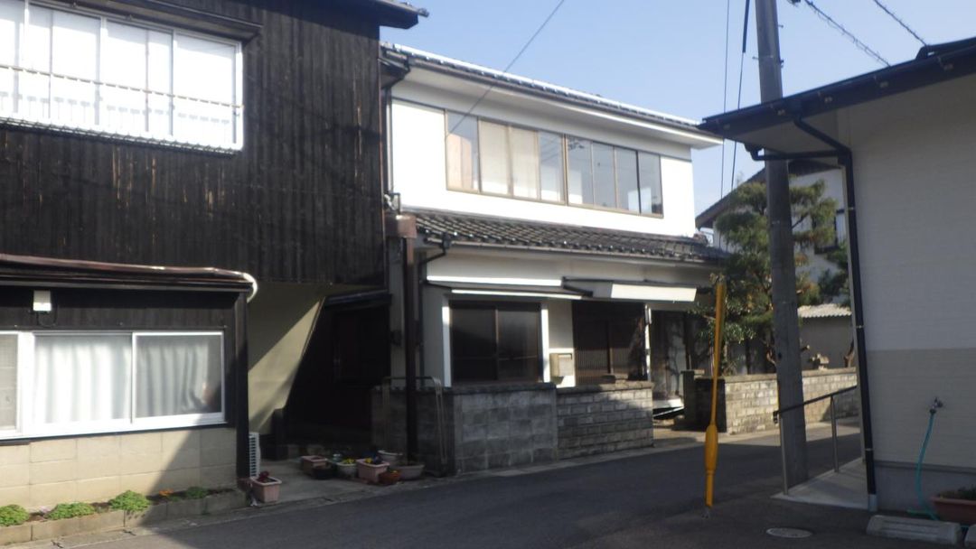 7DK Detached House for Sale in Masuda, Shimane - Thumbnail 2