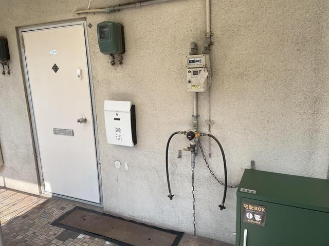 1DK Apartment for Rent in Kure, Hiroshima - 23,000 Yen - Thumbnail 4