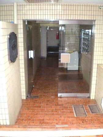 Maison de Recorte 1R Apartment for Sale in Nakano, Tokyo - Thumbnail 2