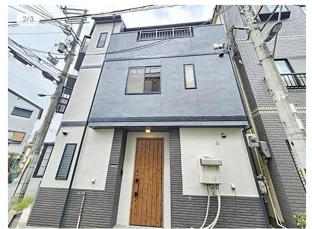 Renovated 3LDK House for Sale in Higashiyodogawa, Osaka - Thumbnail 2