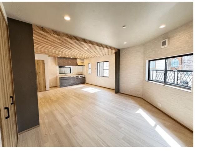 Renovated 3LDK House for Sale in Higashiyodogawa, Osaka - Thumbnail 4