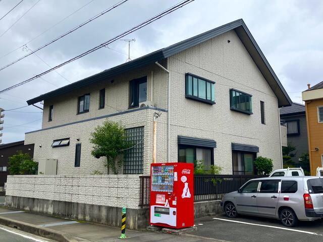 Sekisui House 7SLDK Family Home on Corner Lot in Toyohashi - Thumbnail 2