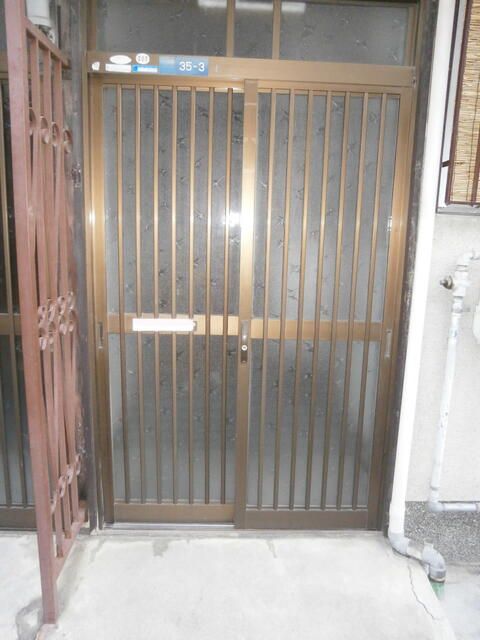 2K Apartment for Rent in Amagasaki, Hyogo - 30 sqm, No Fees - Thumbnail 2