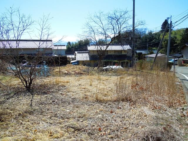 235 sqm Multi-Purpose Land for Sale in Nirasaki, Yamanashi - Thumbnail 2