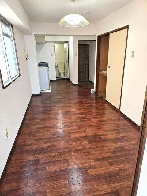 1DK Apartment for Rent in Nishiyodogawa, Osaka - No Key Money - Thumbnail 3