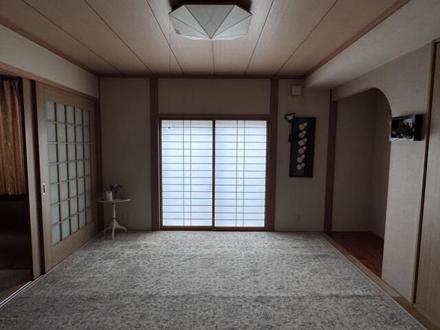 6LDK Detached House for Sale in Takikawa, Hokkaido | 535 sqm Land - Thumbnail 4