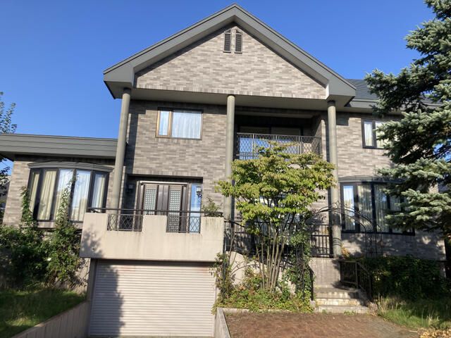 6LDK Detached House for Sale in Takikawa, Hokkaido | 535 sqm Land - Thumbnail 2