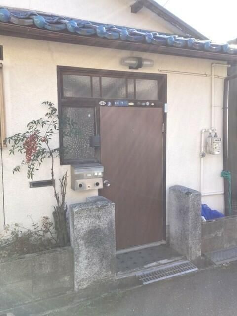 2DK Detached House for Rent in Neyagawa, Osaka - No Deposit - Thumbnail 2