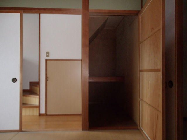 2SK Maisonette Apartment for Rent in Awara City, Fukui - Thumbnail 3