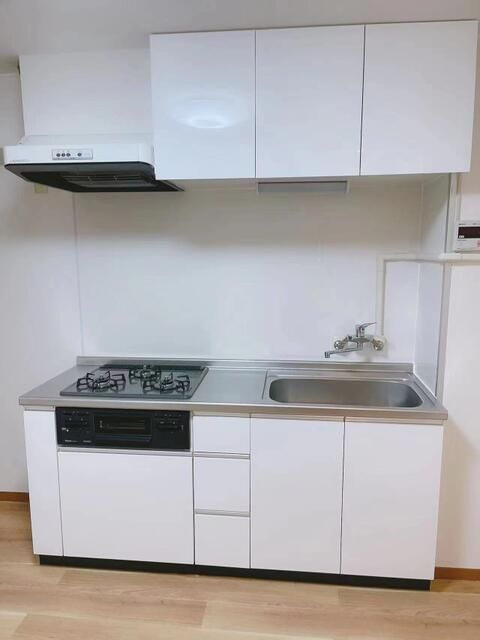 Pet-Friendly 1DK Apartment for Sale near Otsuka Station, Tokyo - Thumbnail 4