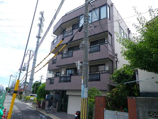 Secure 1R Apartment with Auto-Lock in Suita, Osaka | 37,000 Yen - Image 1