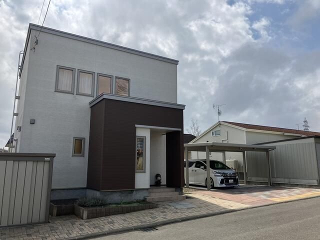 4LDK House for Sale in Kitahiroshima, Hokkaido - 339 sqm Land - Thumbnail 2