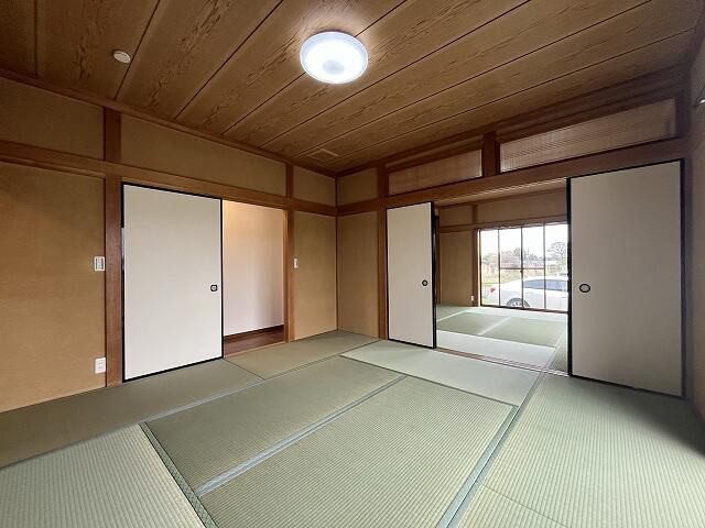 Renovated 5SLDK House for Sale in Ami, Ibaraki - Thumbnail 4