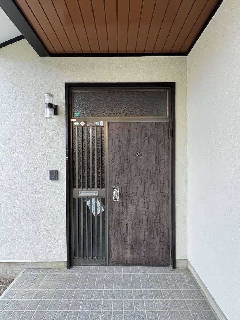 Used 5DK Detached House in Mito City, Ibaraki with Large Corner Lot - Thumbnail 2