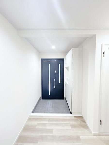 Renovated 5-Bedroom House in Tomakomai, Hokkaido for Sale - Thumbnail 4