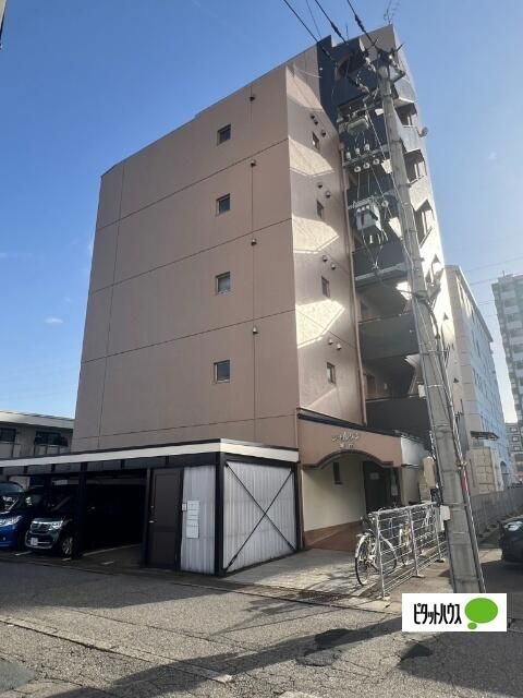 1LDK Apartment for Sale in Toyama City, Toyama Prefecture - Thumbnail 2
