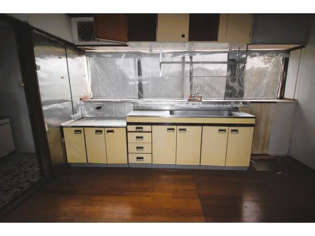 Spacious 8DK Used House for Sale in Oga City, Akita - Thumbnail 3
