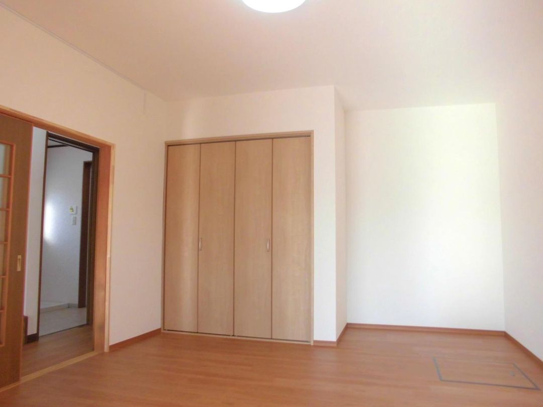 Renovated 4LDK House in Mannō Town, Kagawa – 109.3m² - Thumbnail 4