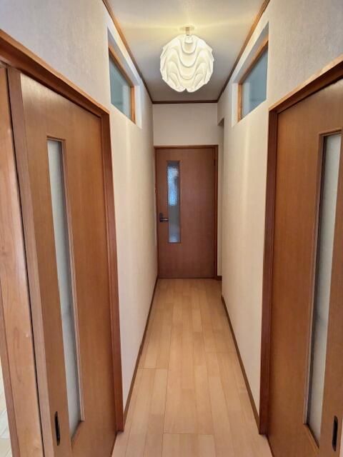 9SLDK Wooden House with Storage & Wood Stove in Nara's Mitudori Village - Thumbnail 3