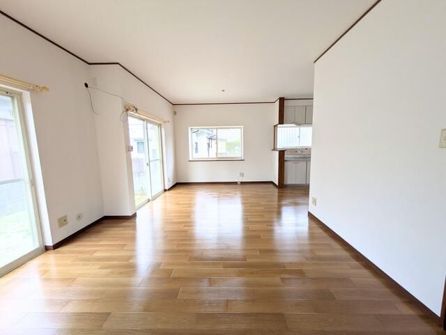 Resale Detached House 4LDK in Matsuyama City, Ehime - Thumbnail 4