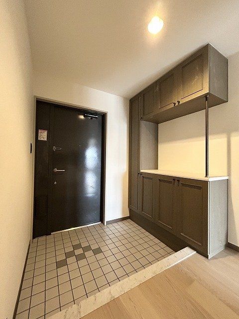 3LDK Apartment for Sale in Miyakojima Ward, Osaka - Thumbnail 2