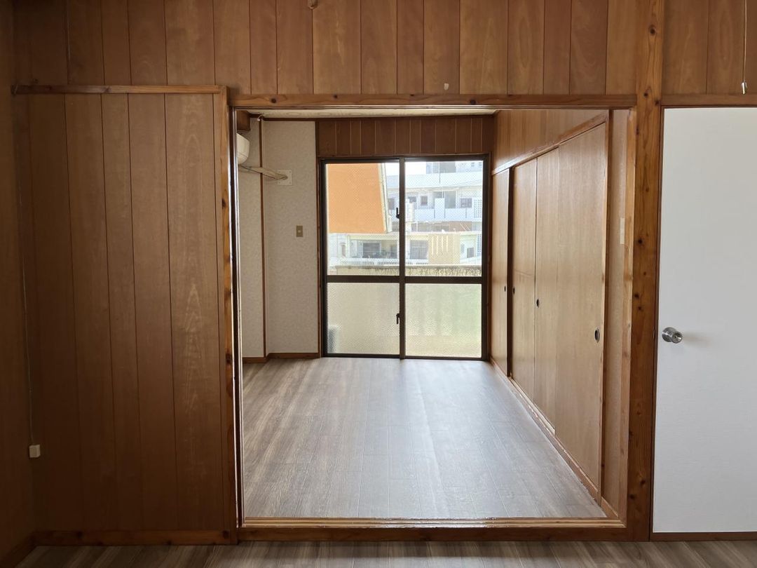 Renovated 2DK Apartment for Rent Near Ginowan City Hall, Okinawa - Thumbnail 4