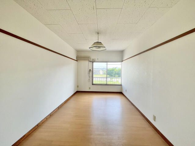 Student 1K Apartment for Rent in Takasaki, Gunma - 19,000 Yen - Thumbnail 3