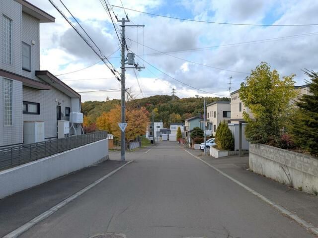 4LDK Sekisui Heim Steel House in Sapporo's Kiyota Ward - Thumbnail 4