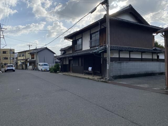 5LDK Detached House for Sale in Izumisano, Osaka - Thumbnail 3