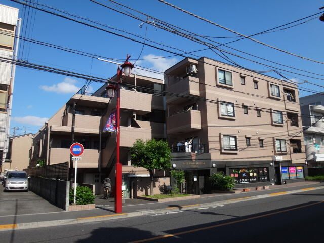 Renovated 1997 Studio Apartment for Sale in Mitaka, Tokyo - Thumbnail 2