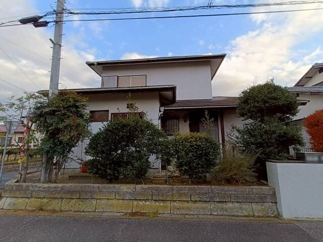 Used 4LDK Detached House in Tone-machi, Ibaraki - Thumbnail 2