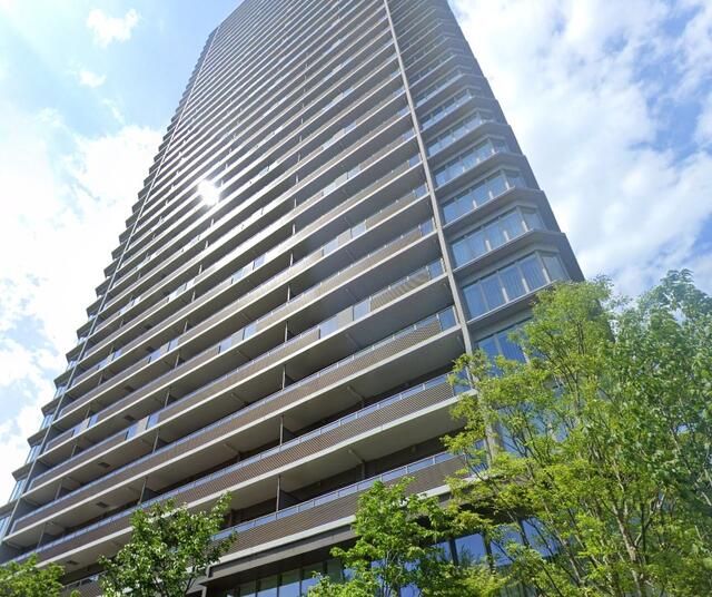 3LDK Condo in Premist Tower Osaka Shinmachi, 38th Floor - Thumbnail 2