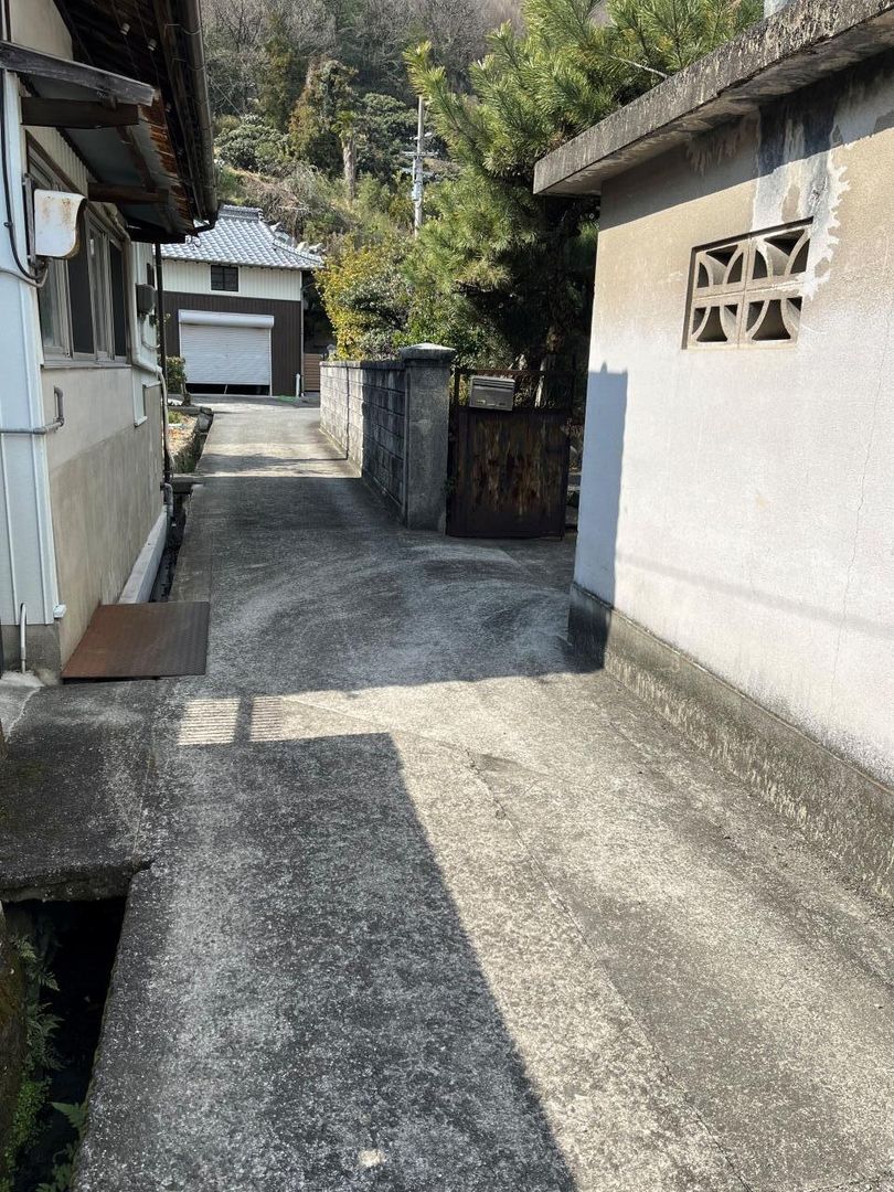 Traditional 7DK House for Sale in Zentsuji City, Kagawa - Thumbnail 3