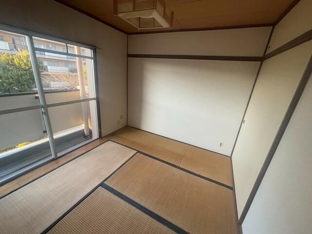 3DK Apartment for Sale in Yawata City, Kyoto - Thumbnail 3