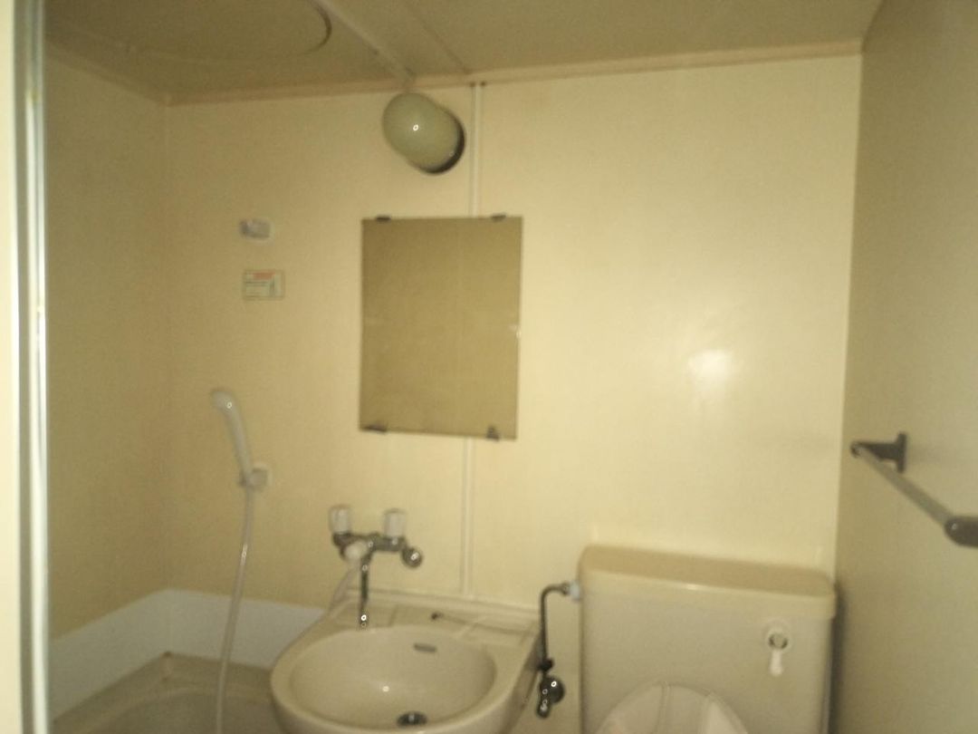 Studio Apartment for Sale in Shimo-Igusa, Suginami, Tokyo - Thumbnail 3