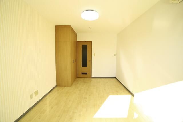 1K Apartment for Rent in Minami-Alps City, Yamanashi - Thumbnail 3