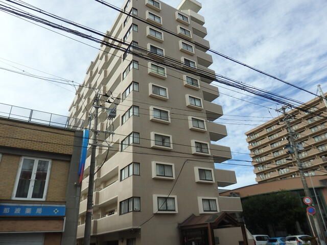 Hoyu Palace Omachi 7F 2SLDK Apartment for Sale in Akita City - Thumbnail 4