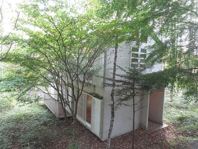 Mountain House in Fujimi, Nagano with 2LDK and Large Land - Thumbnail 2