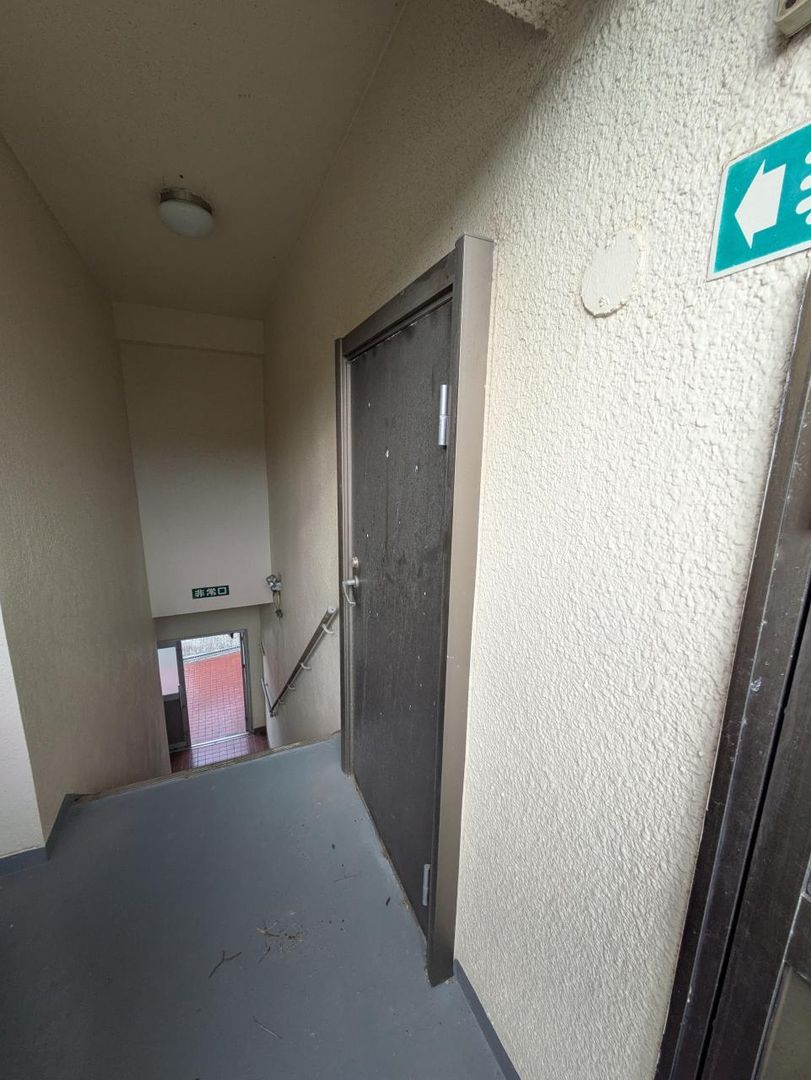 2DK Seaside Condo in Tateyama with Fuji View & Renovated Bath/Kitchen - Thumbnail 4