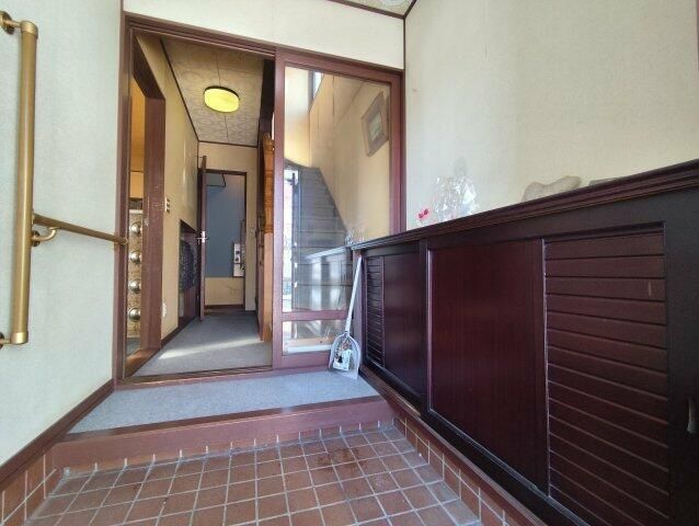 4LDK House for Sale in Ebetsu, Hokkaido with Garden - Thumbnail 3